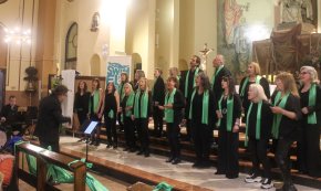 El concert del cor Blaus de Mar recapta fons per la lluita contra l’ELA