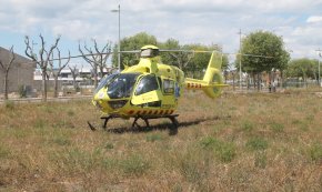 Espectacular rescat en helicòpter a la platja del Regueral