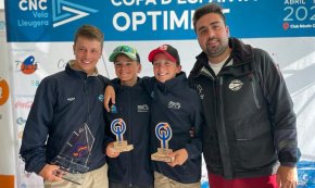 Joan Domingo i Iker Múgica, del Club Nàutic Cambrils, pugen al podi de la Copa de España de Optimist