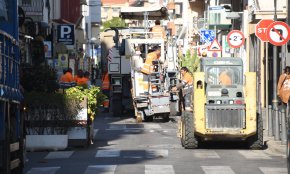 Comencen les obres d'asfaltatge al carrer Pau Casals