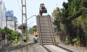 Via fora! (Imatges del desmantellament de la via a Cambrils)