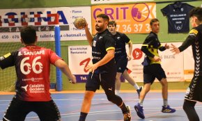 El Club Handbol Cambrils s'acomiada de la temporada amb victòria