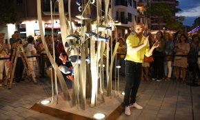 S’inaugura «La Posidònia» de David Callau, el nou símbol de la Rambla de Jaume I