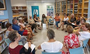 Se celebra el darrer Club de Lectura del semestre amb l’obra de l’escriptora Cristina Fernández Cubas com a protagonista