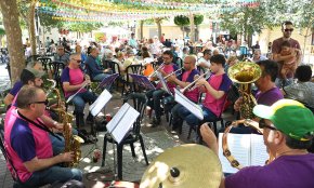 El barri de l'Eixample viu una intensa jornada festiva