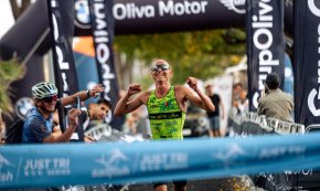Jaume Leiva i Anna Vallverdú s'emporten la 10a edició del Triatló de Cambrils 2023