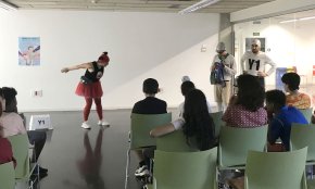 Alumnes de 1r d'ESO reflexionen sobre la igualtat de gènere i violències masclistes amb un circuit de teatre