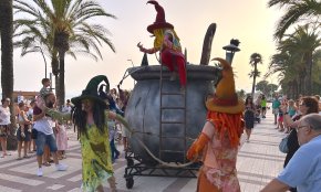 Les porcions i escombres de Marro de Bruixes revolucionen els carrers del Port