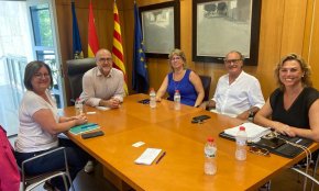 L’alcalde i la regidora de Turisme es reuneixen amb la Federació Empresarial de l’Hostaleria i el Turisme