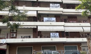 Els veïns del carrer d'Hug de Montcada s'oposen a la instal·lació de nous contenidors 