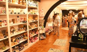 La botiga ChicShop enceta una nova etapa i incorpora un programa de tallers per a xiquets i xiquetes d'entre 6 i 14 anys