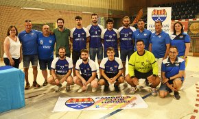 Cares noves i propòsit de fer una bona temporada en la presentació de l'equip sènior A del Cambrils CH