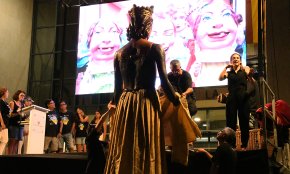 La Colla Gegantera Tota l’Endenga protagonitza un emotiu i reivindicatiu pregó de Festa Major (conté galeria fotogràfica)