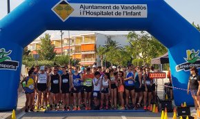 Més de 300 corredors participen a l'11a Cursa popular de l'Hospitalet de l'Infant