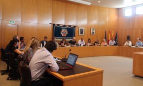 El ple aprova el pagament d'una bateria de 54 factures per valor d'1,2 milions d'euros