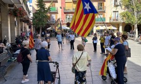 Dempeus, una setmana més