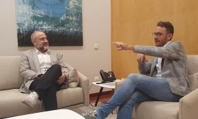 L'alcalde de Cambrils, Alfredo Clúa, visita l'alcalde de Vila-seca, Pere Segura