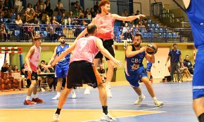 El Cofran 95 CB Cambrils es retroba amb l'afició i la victòria