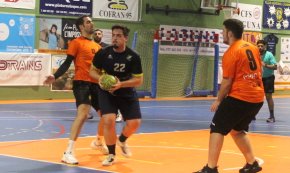 El CH Cambrils deixa escapar un punt en un partit on va començar arrasant