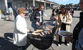 Prop d'un miler de persones participen a l'esmorzar popular de la Festa de l'Oli Nou (conté galeria fotogràfica)