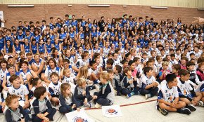 El CB Cambrils exhibeix el seu potencial esportiu, 35 equips i 400 jugadors (conté galeria fotogràfica)