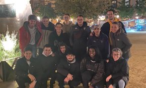 Joves cambrilencs fan una sortida cultural a Girona