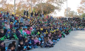 Els mil alumnes de l'escola Cardenal Vidal i Barraquer celebren la Marató de TV3