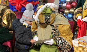 Els Heralds Reials recullen les cartes dels més petits (Conté galeria fotogràfica)