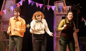 Pallassos, titelles i contes pujaran a l'escenari del cicle familiar «Diumenges al Teatre»