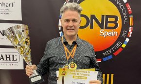 El cambrilenc Javi Torrente es proclama campió d'Espanya al Campionat Nacional de Perruqueria