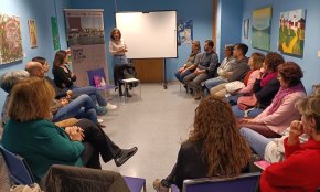 La Biblioteca acull un taller de poesia a càrrec d'Helena Martínez-Ferreruela amb motiu del Dia Mundial de la Poesia