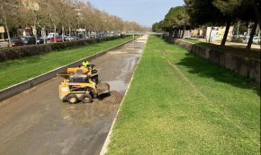 Es neteja el tram final de la riera d'Alforja on s'hi havia acumulat una gran quantitat de sediments i vegetació