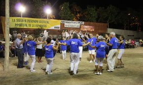 Uns 350 balladors es reuneixen a l'Aplec de la Sardana de Cambrils