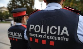 Detinguts tres homes a Cambrils per un robatori violent i dos furts en àrees de servei a l'AP-7