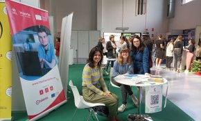 L'Ajuntament promociona la seva oferta de formació professional a la fira Camins d'FP