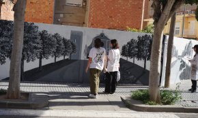 El mural del Barri de l'Eixample avança a bon ritme