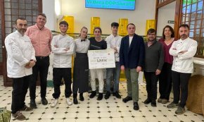 Júlia Sahún, alumna de l'Escola d'Hoteleria i Turisme de Cambrils, guanya la Beca DOP Siurana
