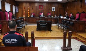 Condemnen un home a tres anys i mig de presó per intentar matar la parella de la seva exdona a Cambrils