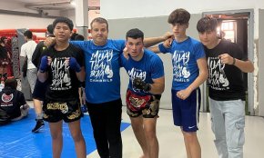Tres boxejadors del Club Muaythai i Boxa Cambrils competeixen en una nova prova interclubs a Cornellà de Llobregat
