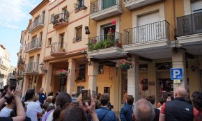 La iniciativa «Música als Balcons» torna a omplir de música el Barri Antic (conté galeria fotogràfica)