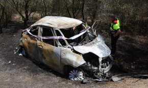 Un conductor mor en sortir el seu cotxe de la via i incendiar-se a la T-321 a Vilanova d’Escornalbou