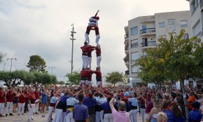 Els Xiquets de Cambrils consoliden les estructures de sis a la diada castellera de Sant Pere