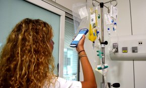 L'Hospital de Reus incorpora una tecnologia intel·ligent que optimitza l'administració de la quimioteràpia a pacients amb càncer