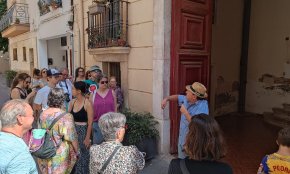 Els veïns del Barri Antic redescobreixen els seus carrers en una visita guiada