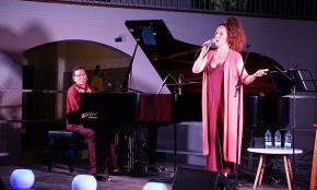 Pepe Rivero i Ángela Cervantes homenatgen a Sylvia Rexach a la Torre del Llimó (Conté galeria)