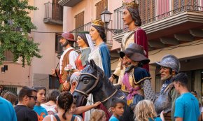 Una dotzena de colles geganteres s'aplegarà, demà, a la 16a Trobada de Gegants de Cambrils