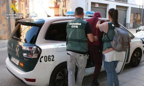 Detinguts tres homes a Tarragona i Vallmoll per robatoris amb força en habitatges d'Aragó i Catalunya