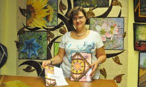 Montse Forcadell publica el seu primer llibre-projecte «Estrella trenzada»