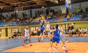 El Cofran 95 CB Cambrils no culmina la remuntada contra l'AE Claret i encadena la segona derrota de la temporada