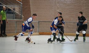 El Cambrils CH encaixa la segona derrota consecutiva de la temporada davant del CN Reus Ploms